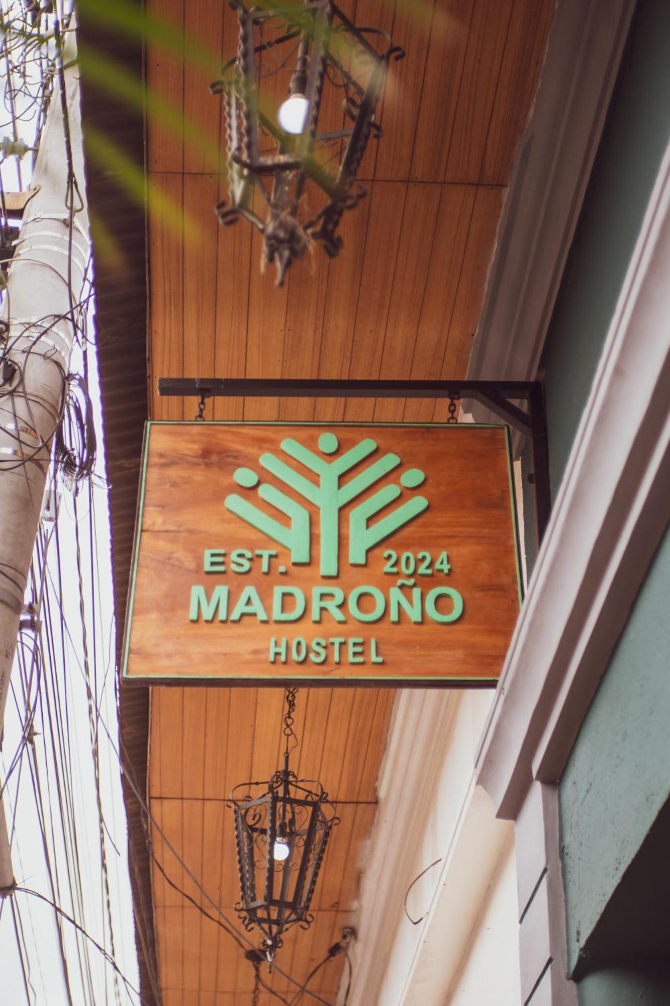 Madrono Hostel León Dış mekan fotoğraf